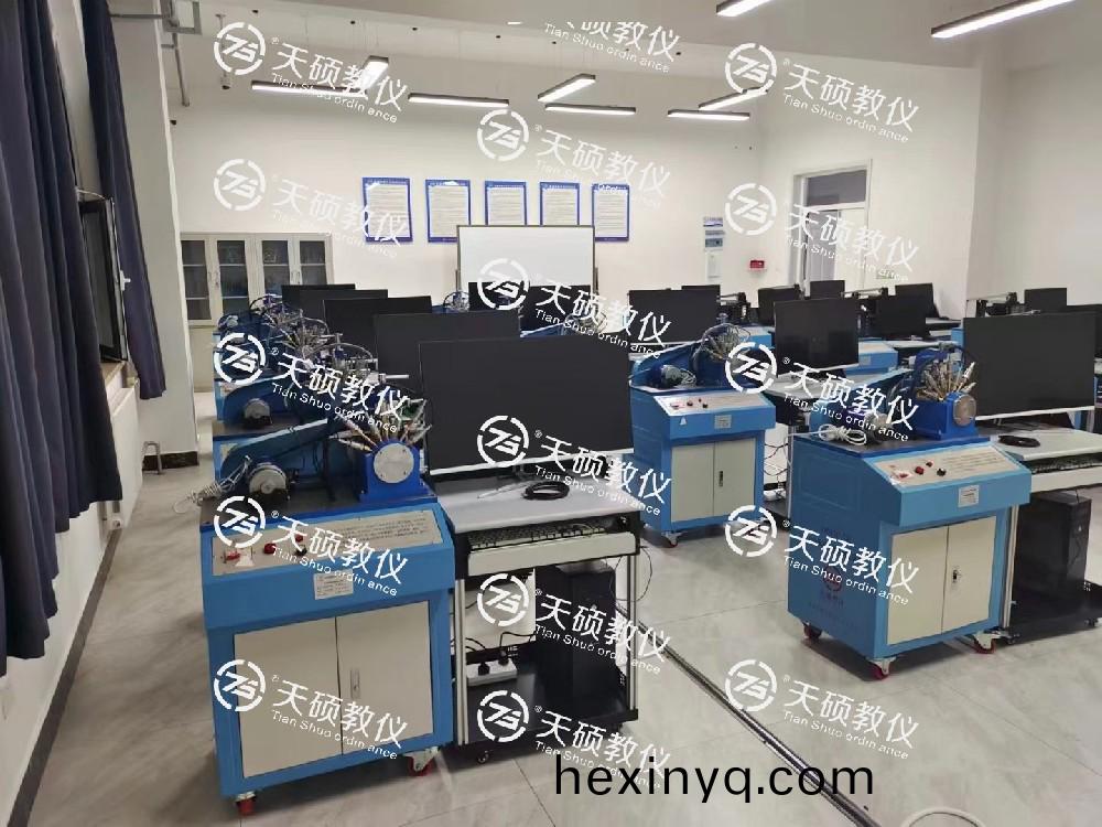 前方不斷傳(chuan)來捷報(bào)(bao)！????多(duo)箇(ge)實(shí)(shi)驗(yàn)實(shí)訓(xùn)(xun)室交付驗(yàn)(yan)收(shou)完成！機(jī)械原(yuan)理(li)、機(jī)(ji)械(xie)設(shè)計(jì)(ji)實(shí)(shi)驗(yàn)(yan)室(shi)，機(jī)械(xie)製圖(tu)實(shí)(shi)訓(xùn)室(shi)咊液壓實(shí)訓(xùn)(xun)室(shi)！